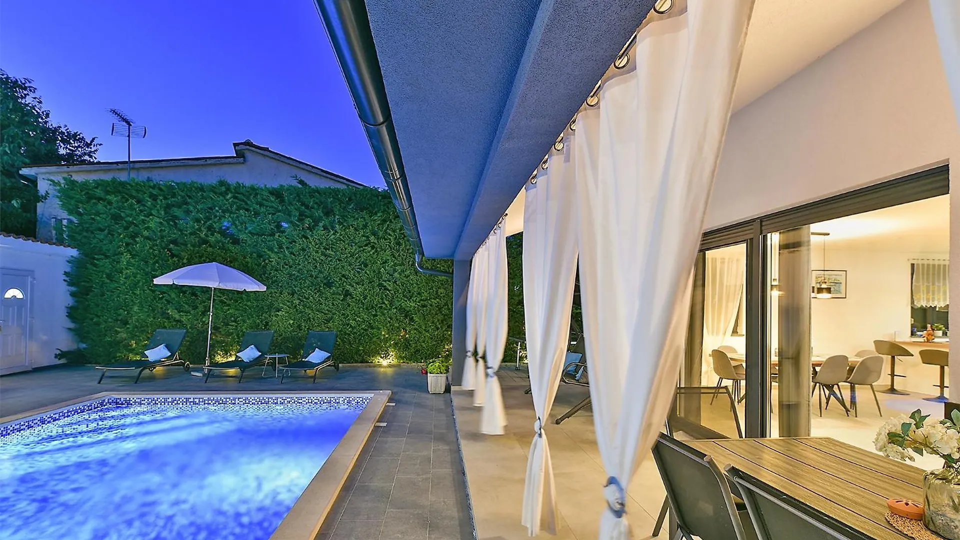 Casa vacanze Villa House Galizana 2186