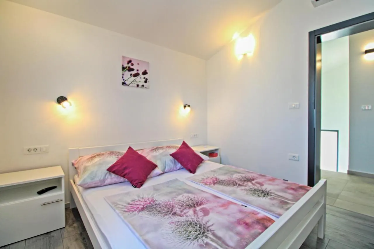 Holiday home House Galizana 2186 Villa