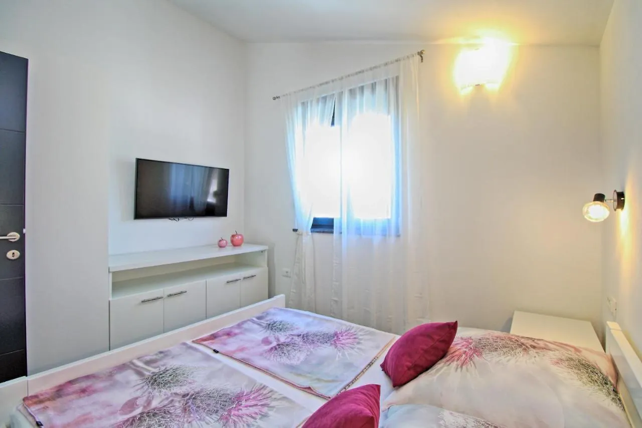 House Galizana 2186 Villa Croatia