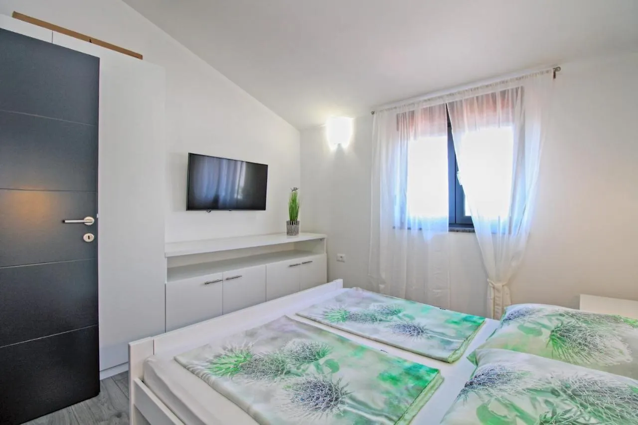 Holiday home House Galizana 2186 Villa