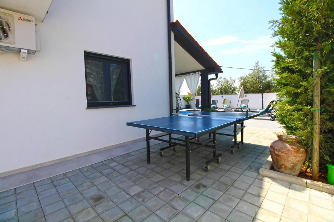 House Galizana 2186 Villa